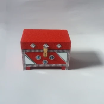 صندوق چوبی کوچک