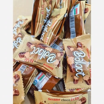 شکلات کنجدی بلوط 500 گرمی