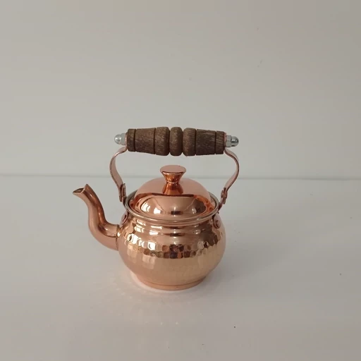 کتری زعفران مسی دسته چوبی نانو شده