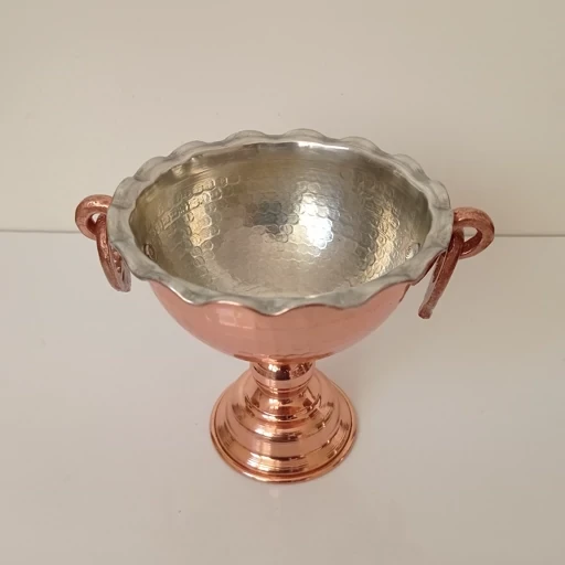 کاسه گوشواره پایه دار مسی نانو شده زنجانیها