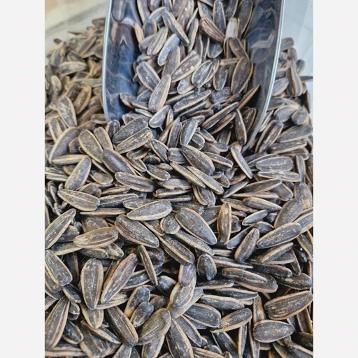 تخمه آفتابگردان خوش طعم و تازه 500 گرمی