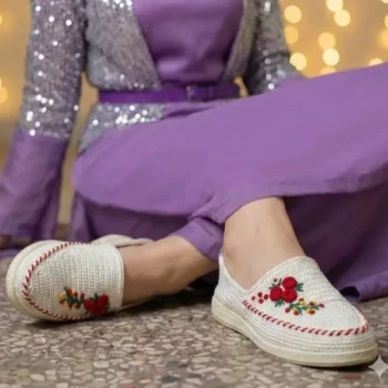 گیوه زنانه دستبافت (مدل کردستانی