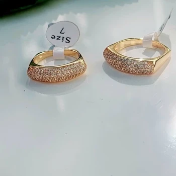 انگشتر زنانه نگین دار طرح طلا کد 2706