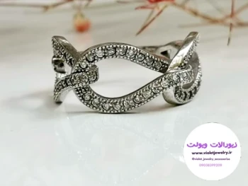 انگشتر نقره زنانه نگین مخراج آبکاری رادیوم وزن 3.4 گرم کد0420