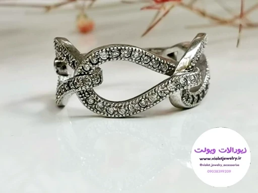 انگشتر نقره زنانه نگین مخراج آبکاری رادیوم وزن 3.4 گرم کد0420