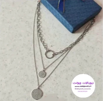 گردنبند 3 لاین زنانه استیل نقره ای آویزدار سکه الیزابت کد 12113