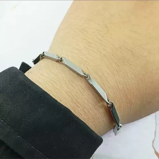 دستبند اسپرت نقره ای و طلایی