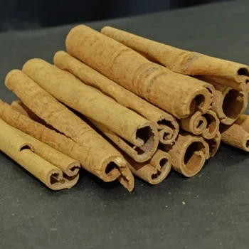 دارچین سیگاری اعلا ترنج 50 گرمی
